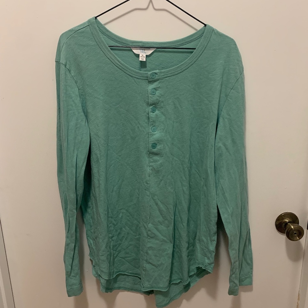 Time and Tru XL green long sleeve shirt